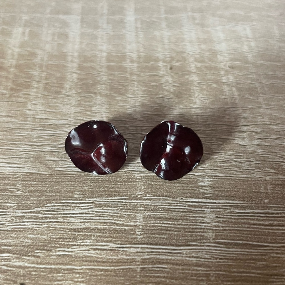 4/$20 Vintage Stud Earrings